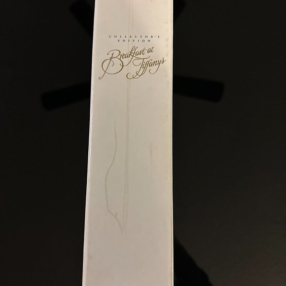 Breakfast at Tiffanys Collector Set - Picture 7 of 9